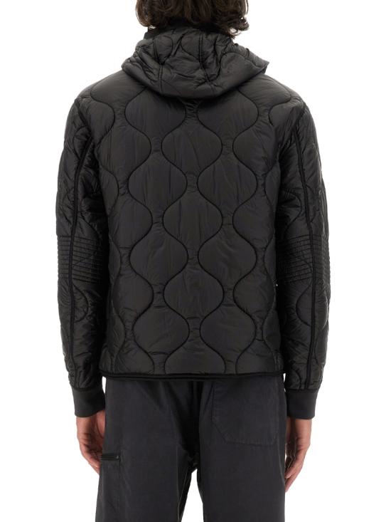  씨피 컴퍼니 숏패딩 17CMOW009A110158A999 BLACK DOM - C.P. COMPANY