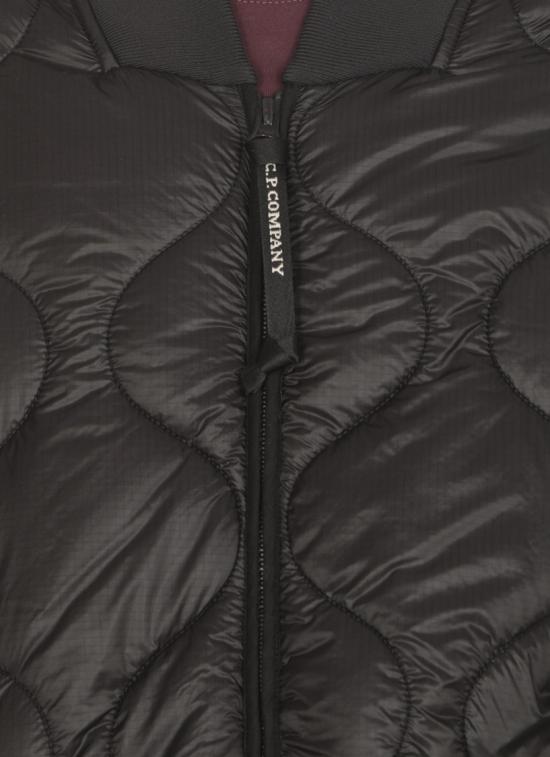  씨피 컴퍼니 봄버 자켓 17CMOW010A110158A999 BLACK DOM - C.P. COMPANY