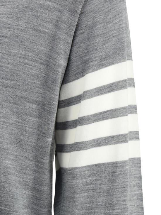 26SS 톰브라운 4바 서스테이너블 파인 메리노 울 클래식 가디건 MKC002AY1014 058 - THOM BROWNE