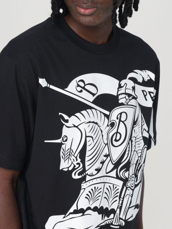 25FW 버버리 EKD 로고 프린트 코튼 숏슬리브 티셔츠 8095058 Black - BURBERRY