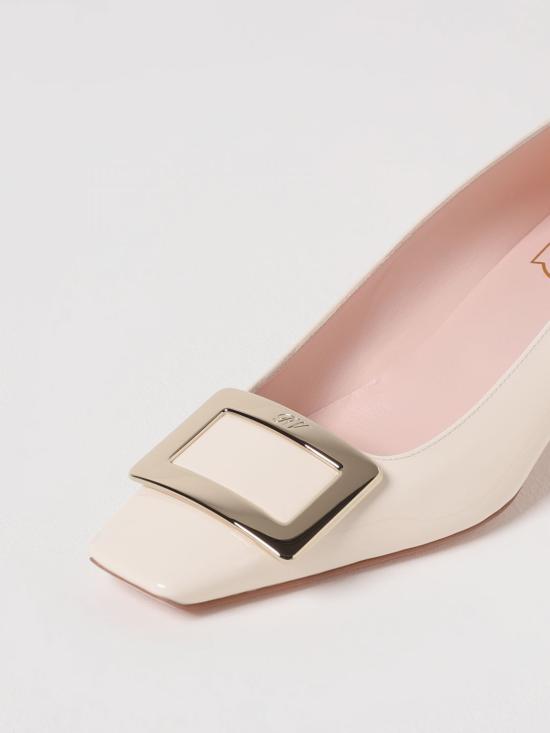 26SS 로저비비에 벨 비비어 펌프스 힐 RVW00600920D1P 9999 Beige - ROGER VIVIER