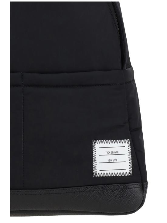 26SS 톰브라운 폴리 트윌 멀티 포켓 UAG210A07259 001 BLACK - THOM BROWNE