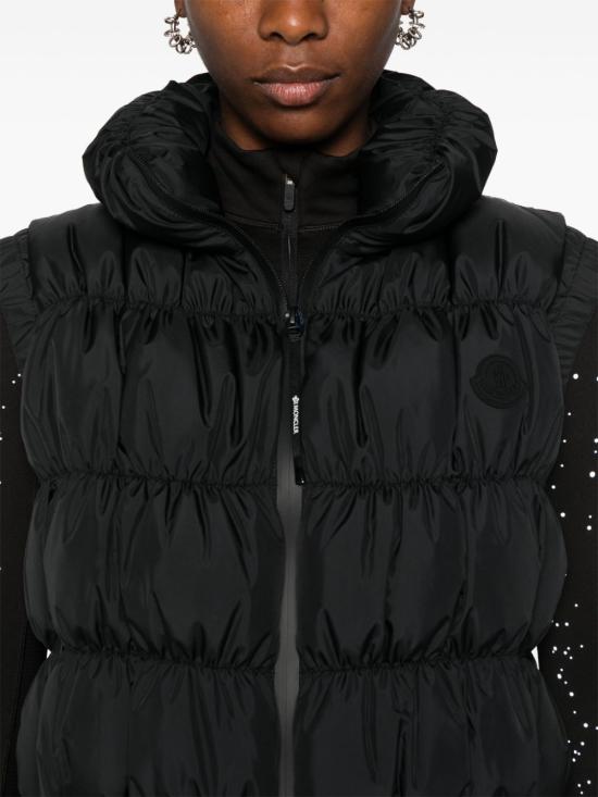  몽클레어 베스트 J20931A000265973I - MONCLER