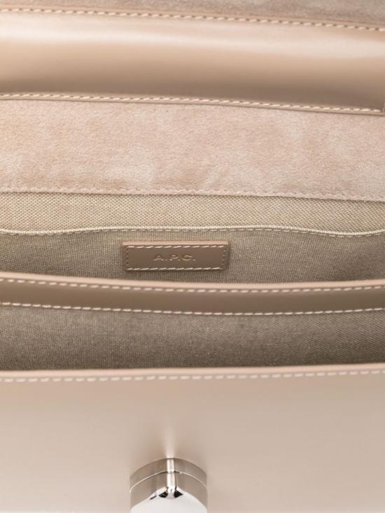  아페쎄 숄더백 PXBVNF61844 taupe - A.P.C.