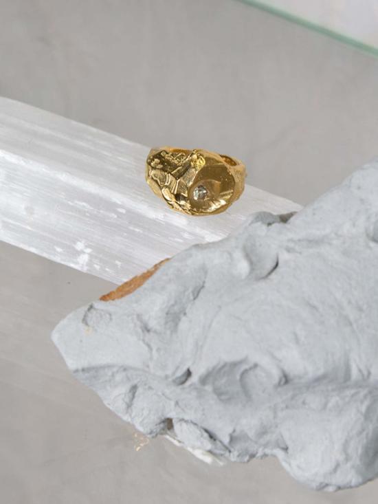  시무에로 반지 마레아 링 골드/화이트 아메시스트 - SIMUERO