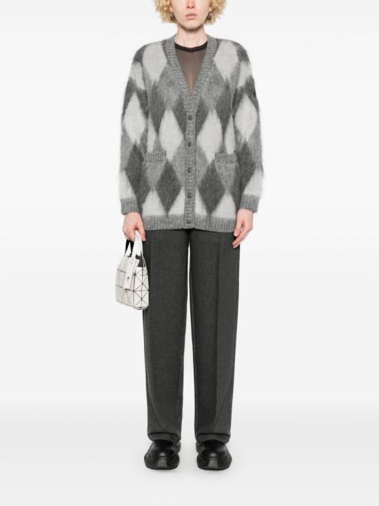  몽클레어 가디건 J20939B00035M1133 - MONCLER