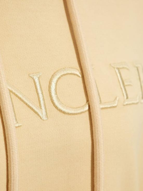  몽클레어 후드 티셔츠 J20938G0001989A1K - MONCLER