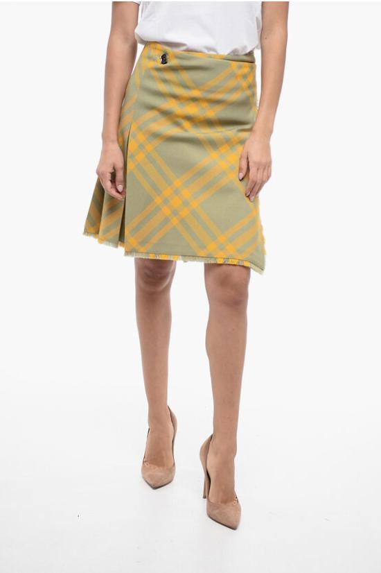  버버리 숏 스커트 8077203 B7363 149140 Yellow