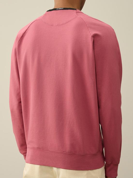 씨피 컴퍼니 라이트 플리스 로고 스웨트 셔츠 16CMSS162A002246G 577 RED BUD - C.P. COMPANY