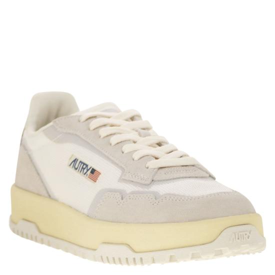26SS 오트리 WILDPACE 로우 스니커즈 립스탑 나일론 가죽 LDLM WHITE BEIGE - AUTRY