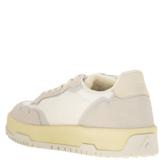 26SS 오트리 WILDPACE 로우 스니커즈 립스탑 나일론 가죽 LDLM WHITE BEIGE - AUTRY