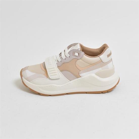  버버리 스니커즈 8065735 DOM