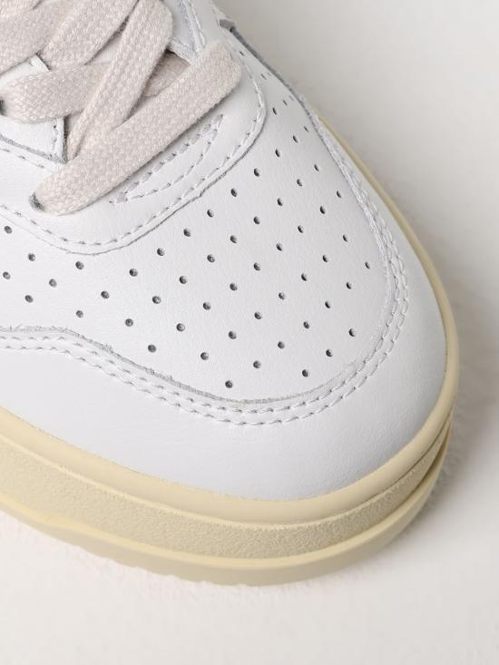 26SS 오트리 메달리스트 플랫폼 스니커즈 PTLWLL22 White - AUTRY