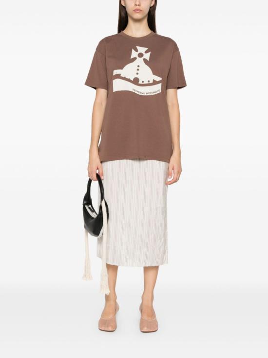  비비안웨스트우드 반팔 티셔츠 3G01002FJ001M brown - VIVIENNE WESTWOOD