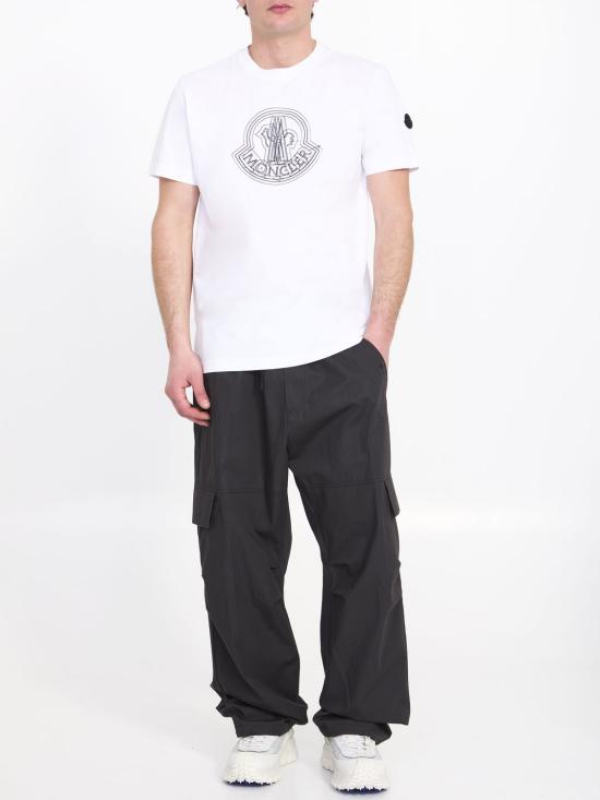  몽클레어 반팔 티셔츠 8C000 28 89A17 WH DOM - MONCLER