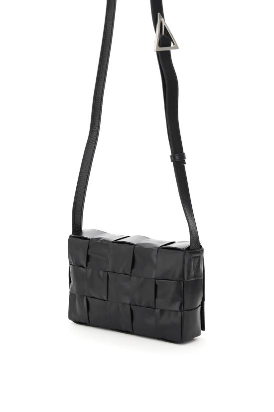  보테가베네타 크로스백 667298 VCQ71 LY DOM - BOTTEGA VENETA