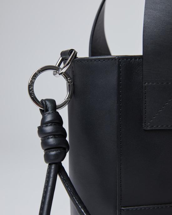 25SS 샌쿠비스트 토트백 SQA1518 BLACK - SANDQVIST