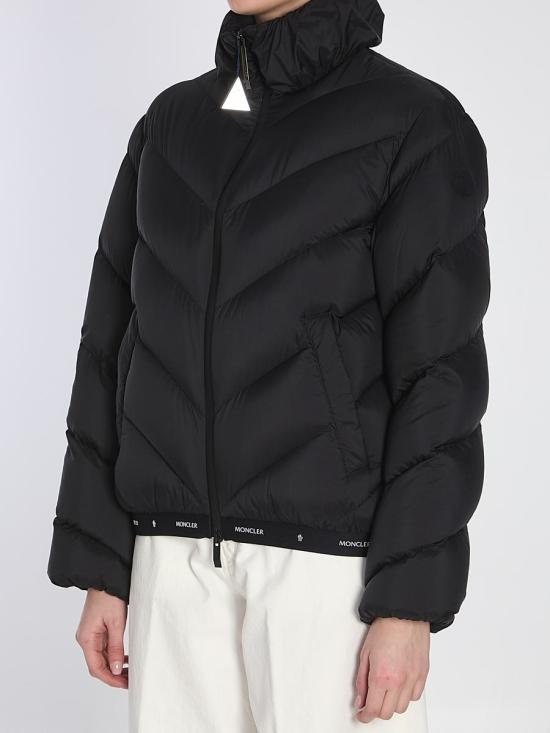 25SS 몽클레어 아우터 37284151 1A00027 597YD 999 Black - MONCLER