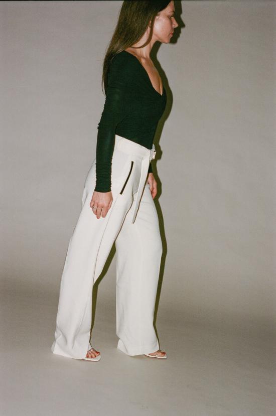  패리스 조지아 바디수트 티셔츠 파리 조지아 오토 바디수트 블랙 - PARIS GEORGIA