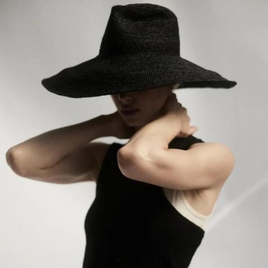  자네사레온 버킷햇 제네사 레오네 웨이버리 - JANESSA LEONE