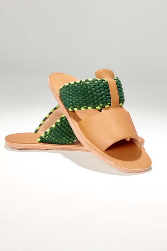  마레아 뮬/슬리퍼 T 스트랩 샌들 카라멜/그린 - MAREA