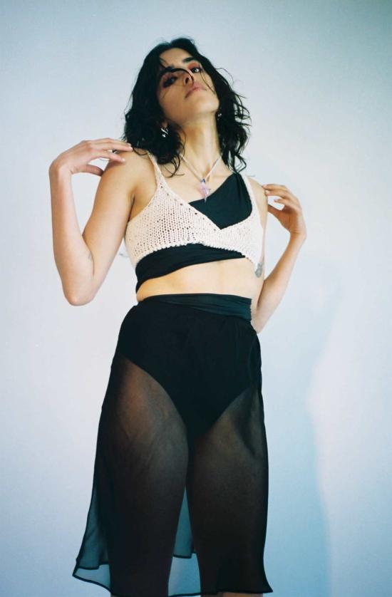  니아 토마스 민소매 티셔츠 리아 리버시블 니트 탑 - NIA THOMAS