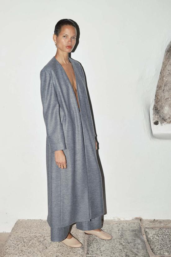  다두라 코트 다투라 보일드 울 카시아  화강암 - DATURA