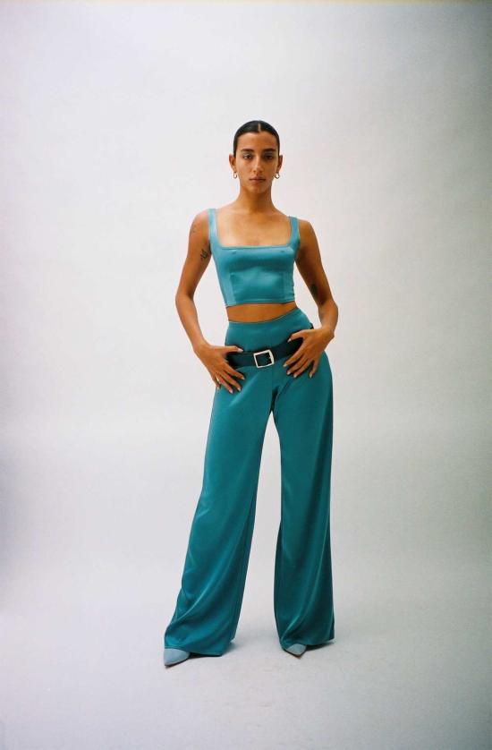  패리스 조지아 민소매 티셔츠 파리 조지아 마니 탑 씨