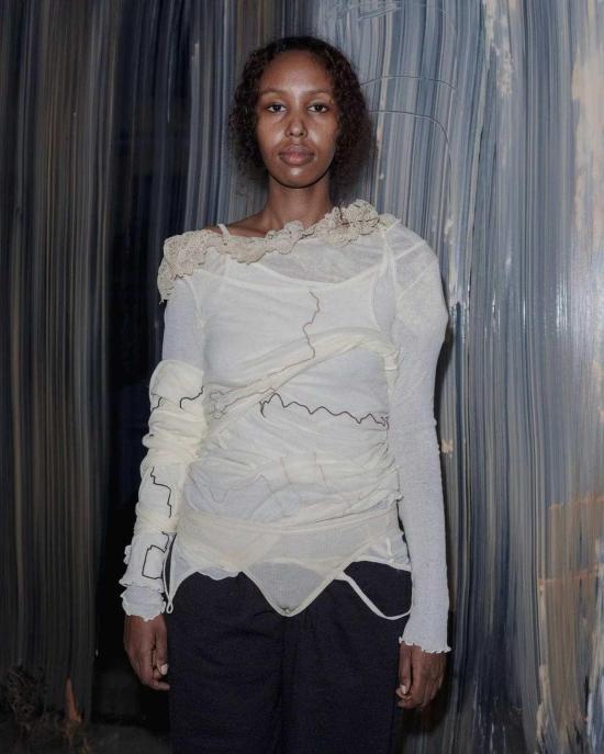  베이스레인지 민소매 티셔츠 타비 스타 탱크 - BASERANGE