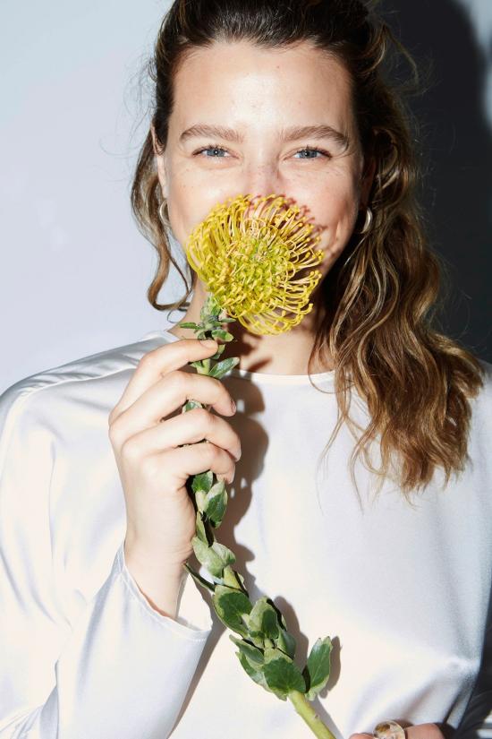  다두라 긴팔 티셔츠 다투라 에스더 탑 아이보리 - DATURA