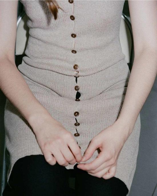  베이스레인지 미디 원피스 베이스렌지 오더 드레스 언다이드 - BASERANGE