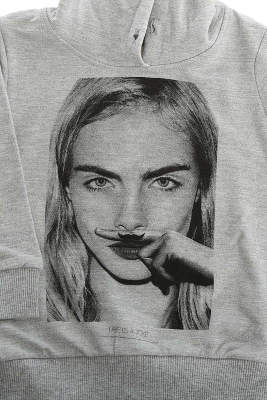  [키즈] 일레븐파리 풀오버 리틀 일레븐 파리 카라 델레빈  후드 그레이 - ELEVENPARIS