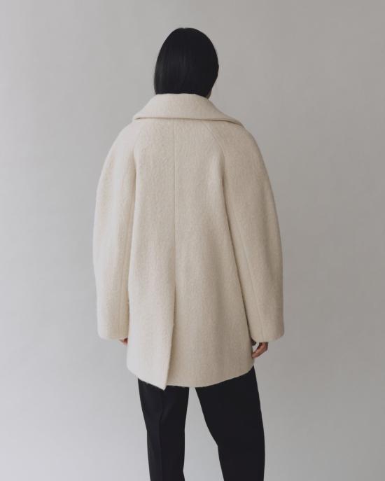  미정박 코트 울&알파카 블렌드 부클 크림 - MIJEONG PARK