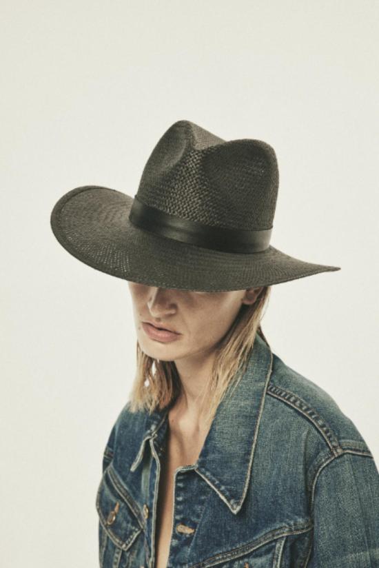  자네사레온 버킷햇 Janessa Leone Simone 패커블 스트로 햇 블랙