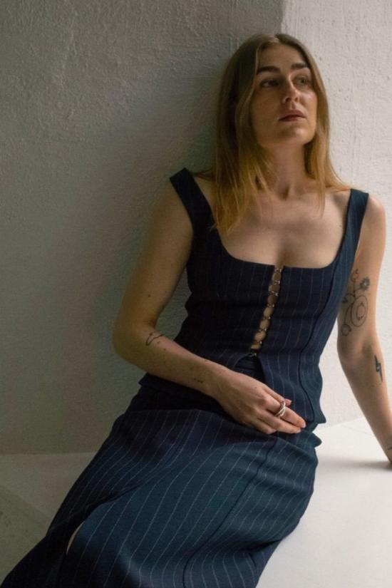  시그니피컨트 아더 롱 스커트 Significant Other Sinead 스커트 미드나잇 핀스트라이프 - SIGNIFICANT OTHER