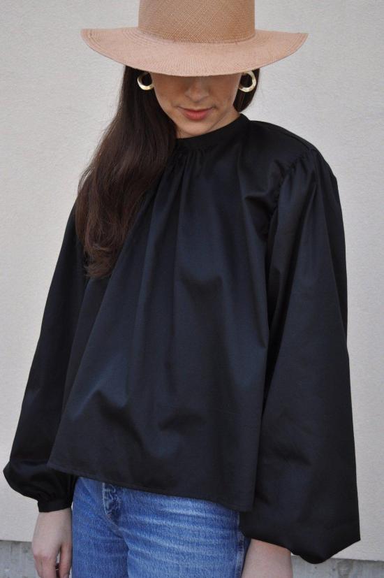  코코볼로 블라우스 포엣 스모크 블랙 - COCOBOLO