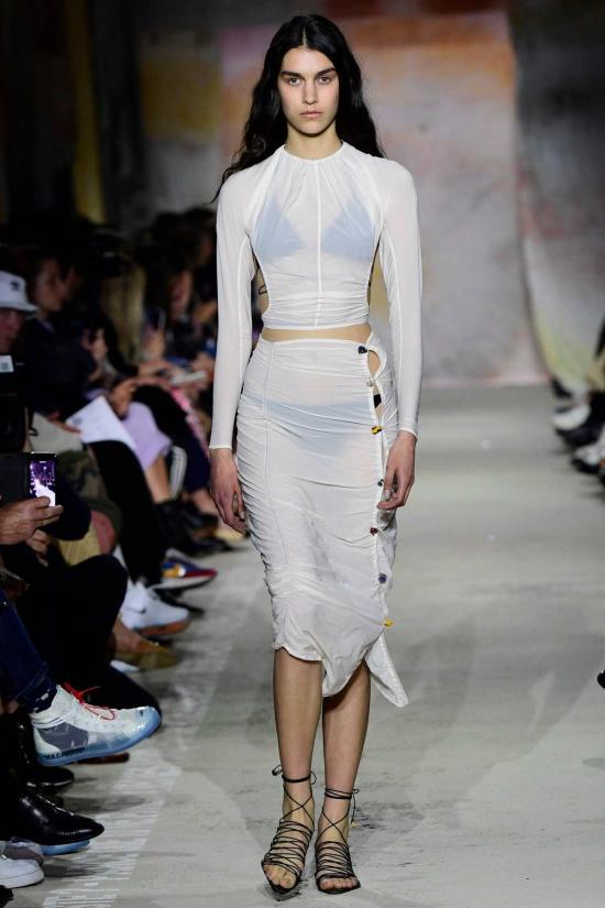  루실 티에브르 블라우스 쉬어 백리스 탑 릴리 - LUCILLE THIEVRE