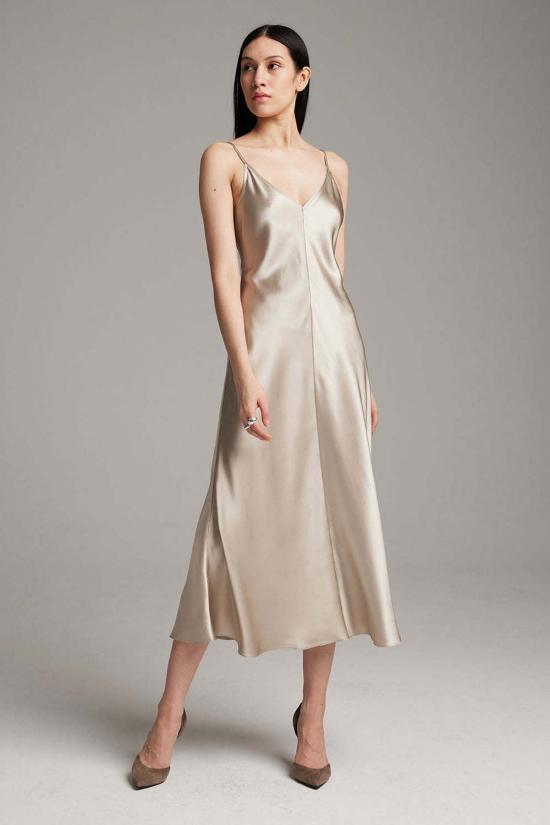  VOZ 라운지 웨어 Voz V넥 슬립 드레스 실버