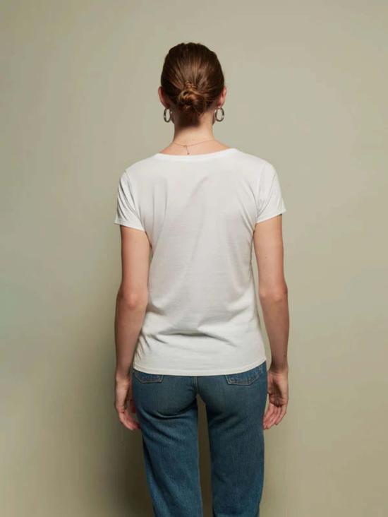  네이션 리미티드 반팔 티셔츠 Nation Ltd 블레어 V넥 티셔츠 - NATION LTD