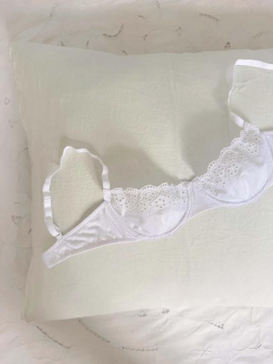  Liniere Lingerie 브라 리니어 란제리 그웬이스 와이어드  화이트 - OTHER BRANDS