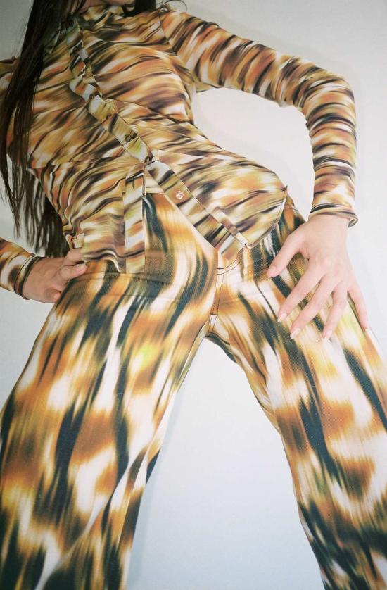  프리스카베라 긴팔 티셔츠 사바나 메시 버튼 다운 프린트 - PRISCAVERA