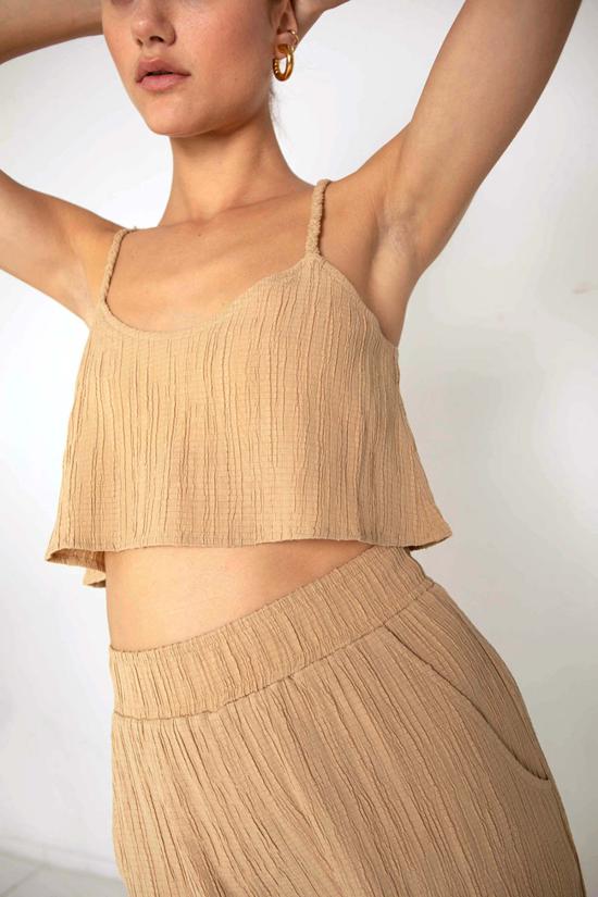  더레인지 민소매 티셔츠 더 레인지 리플 거즈 크롭드 캐미 탠라인 - THE RANGE