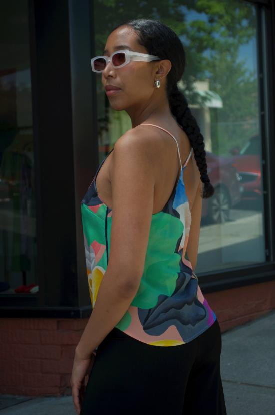  언타이틀드 인 모션 민소매 티셔츠 제목 없음 모션 살라시아 탱크 아리스테아 - UNTITLED IN MOTION