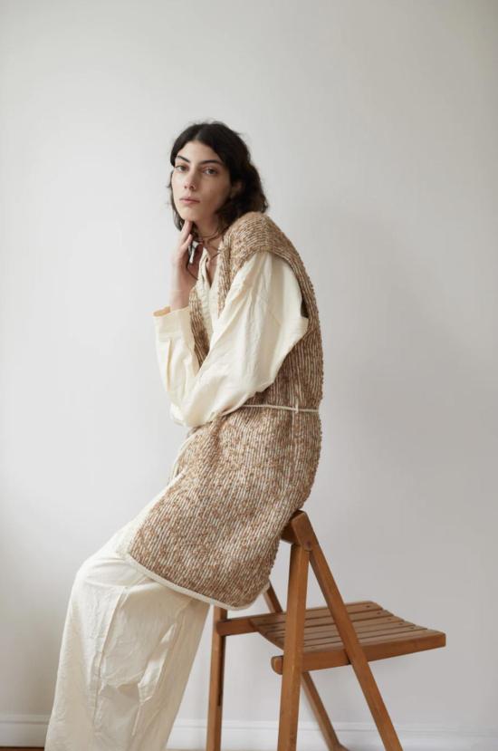  울 하이드 베스트 니트 위브  프랄린