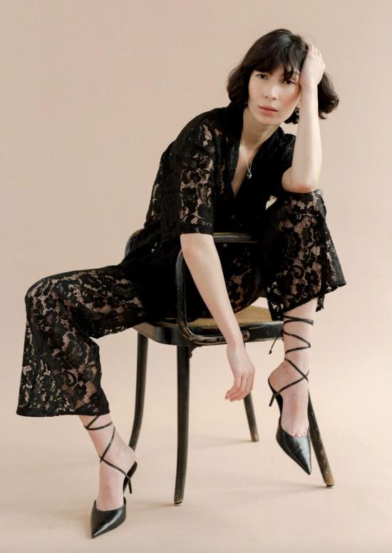  A Bronze Age 스트레이트 팬츠 청동기 시대 릴리 팬츠 블랙 레이스