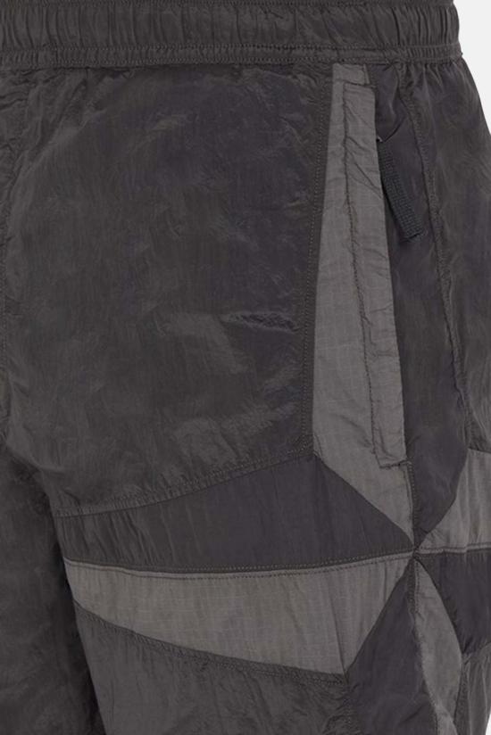  스톤 아일랜드 숏팬츠 에코닐 나일론 메탈 스타 인레이 반바지 스틸 그레이 - STONE ISLAND