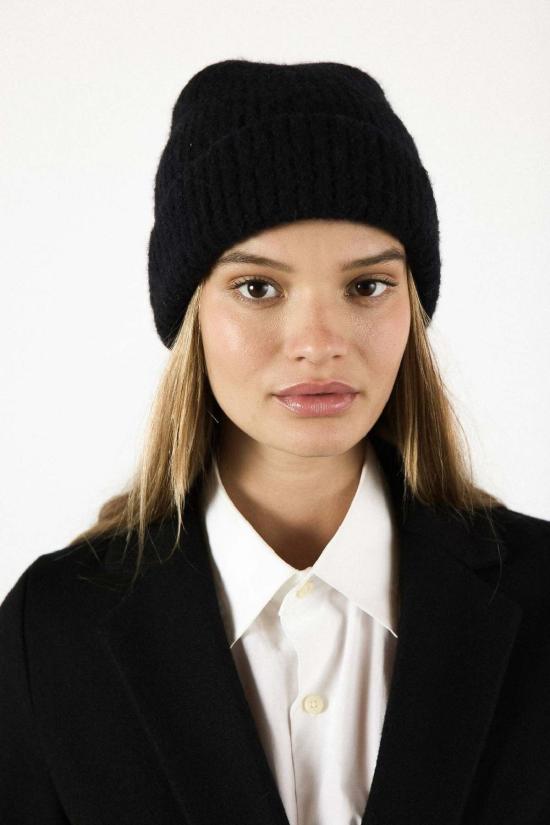  자네사레온 비니 Janessa Leon Piper 비니 블랙 - JANESSA LEONE