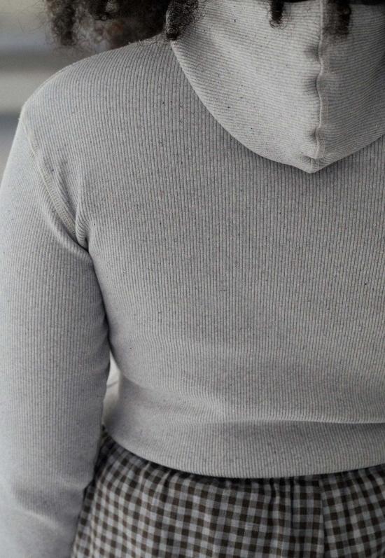  베이스레인지 스웨터 Baserange Hanifa 후디 그레이 멜란지 립 - BASERANGE