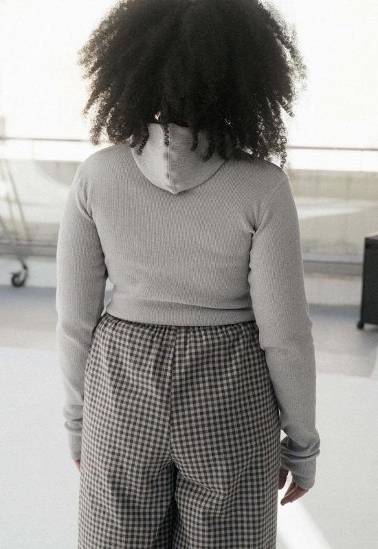  베이스레인지 스웨터 Baserange Hanifa 후디 그레이 멜란지 립 - BASERANGE