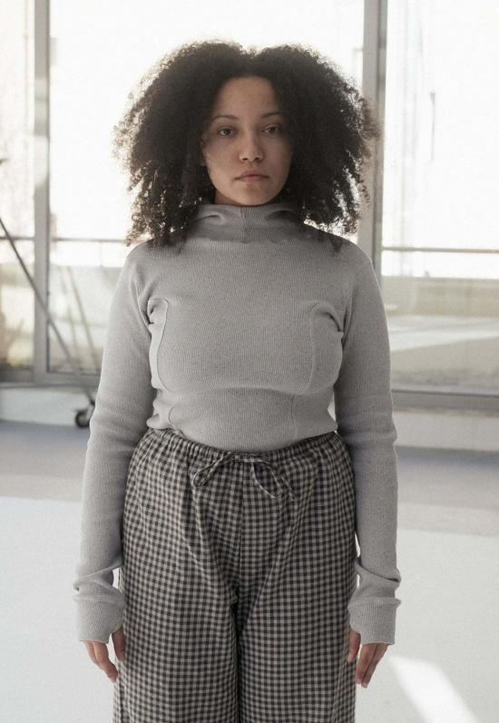  베이스레인지 스웨터 Baserange Hanifa 후디 그레이 멜란지 립